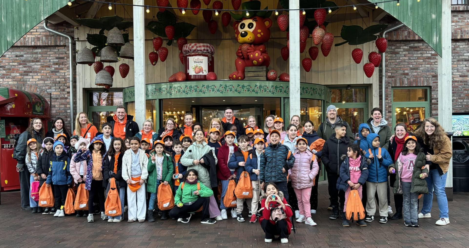 Group picture scaled