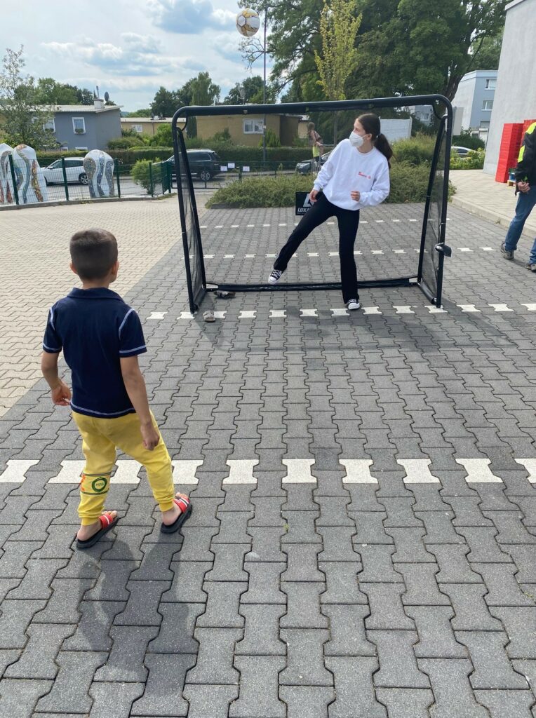 Neue Spielgeräte für die Kinderbetreuung in der Erstaufnahmeeinrichtung Wuppertal