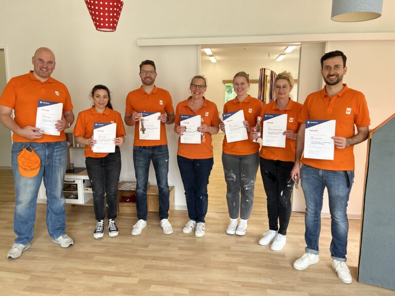 Team Orange in der Kinderkrippe Feenland